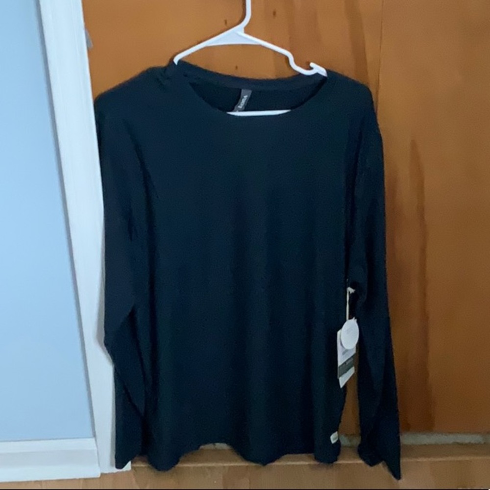 Vuori L/S Strato Tech Tee Men’s XL NEW WITH TAGS